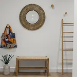 Apartment Luxury 2-bed With Balcony & Secure Parking *